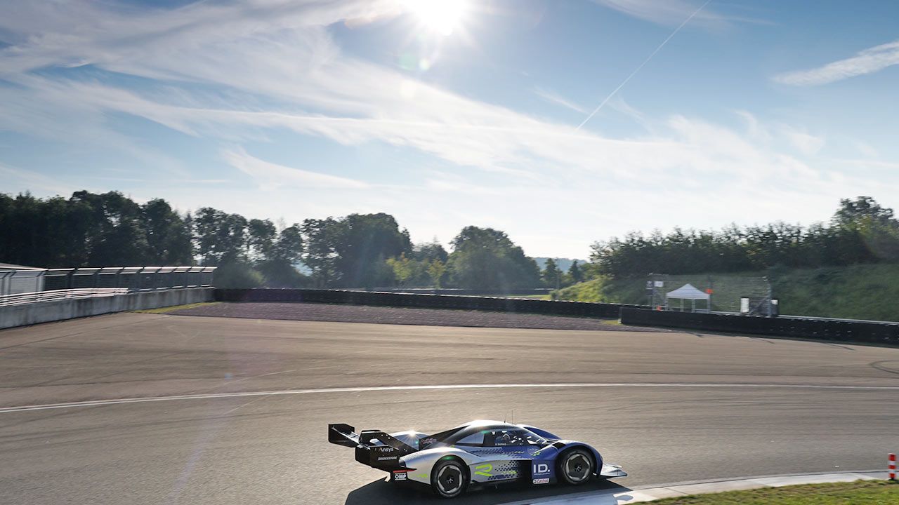 O recorde de pista do Volkswagen ID.R em Bilster Berg